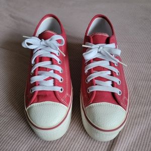 MaxStar Red Platform Shoes Sz8